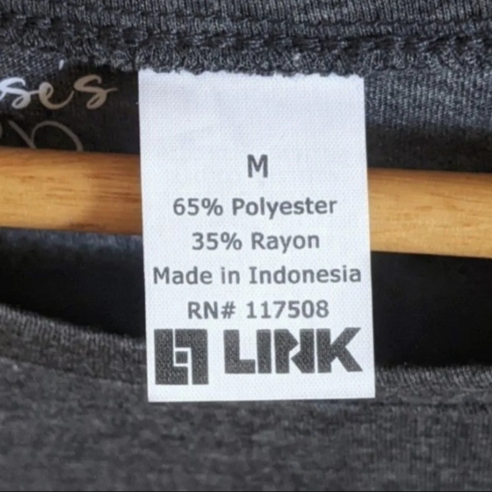 ✨Pisces Zodiac♓ Graphic Soft Blend Tee | ✂️HANDCRAFTED! - Picture 5 of 10